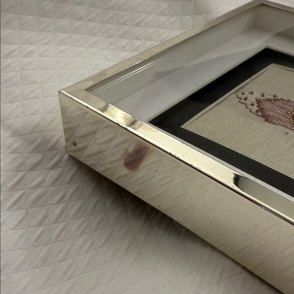 Elegant Needepoint Framed Angel Cross-Stitch Art in Silver and Pink. - Picture 6 of 11